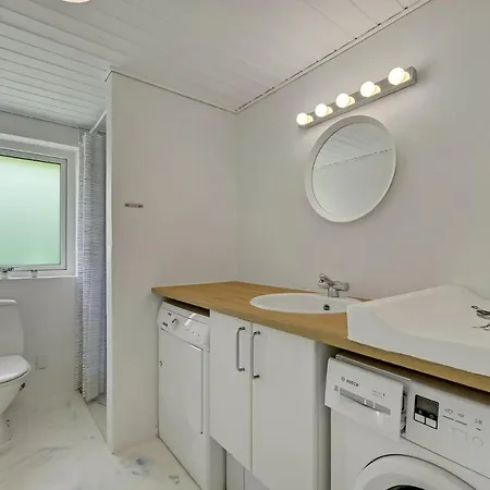 Сasa de vacaciones 6 Bedroom Nice In Ringkobing Søndervig