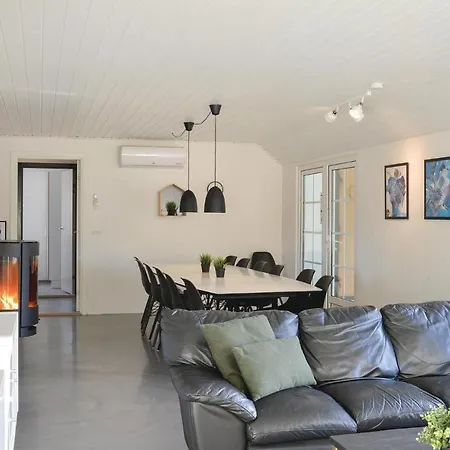 Сasa de vacaciones 6 Bedroom Nice In Ringkobing *