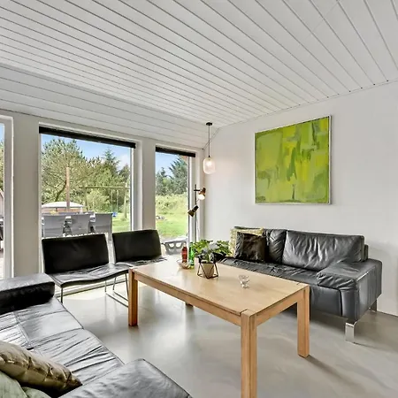 6 Bedroom Nice In Ringkobing